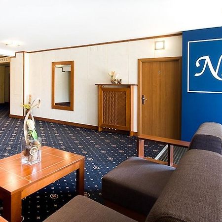 Hotel Naramowice Познан Екстериор снимка