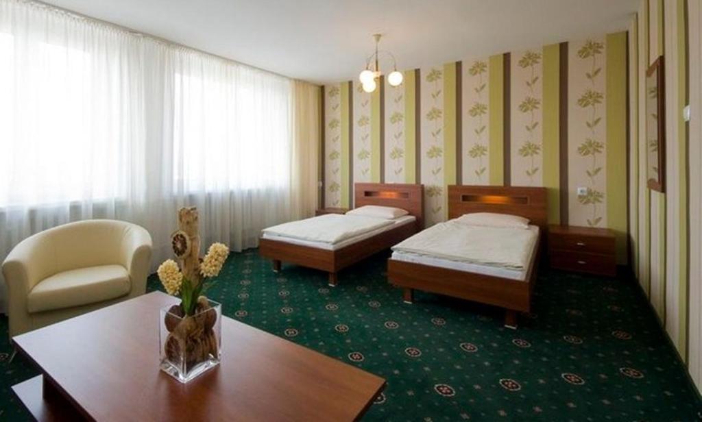 Hotel Naramowice Познан Стая снимка